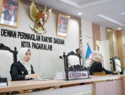 Wakil Walikota Kota Pagar Alam Menghadiri Rapat Sidang Paripurna Ke -2 