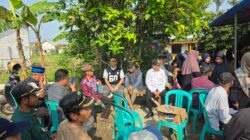 Wujudkan Kepedulian Kades Kedung Pengawas H. Nasarudin Takziah Sekaligus Salurkan Bantuan ke Warganya