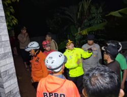 Longsor Terjang Dua Rumah di Sumedang Selatan, Satu Warga Masih Tertimbun