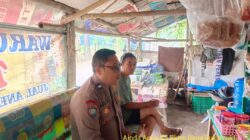 Aipda Agus Sukmana melaksanakan giat Sambang/ silaturahmi kamtibmas ke warga masyarakat.