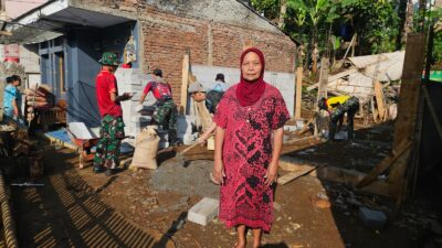‎Ibu Uun Dapat Rutilahu Dari Program TMMD ke 128 Kodim 0611 Garut  ‎ 