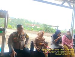 Aipda Agus Sukmana melaksanakan giat Sambang/ silaturahmi kamtibmas ke warga masyarakat.