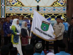 Sekda Tanah Bumbu Lepas 239 Jamaah Calon Haji 2026.