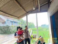Bhabinkamtibmas Desa Sukamukti Aipda Agus Sukmana Laksanakan Silaturahmi Kamtibmas dan Dumas Keliling dalam Rangka BEYOND TRUST PRESISI.  