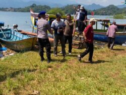 Satpolairud Polres Sumedang Intensifkan Patroli Perairan Waduk Jatigede untuk Antisipasi Laka Air dan Jaga Kamtibmas