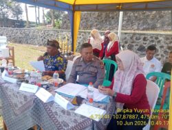 Bhabinkamtibmas dan Babinsa Desa Kamal Monitoring Turnamen Sepak Bola U-12 Tingkat Kecamatan Tanjungmedar
