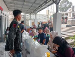 Penyaluran Bantuan Pangan Di Desa Gandamekar Berjalan Dengan Tertib Dan Lancar