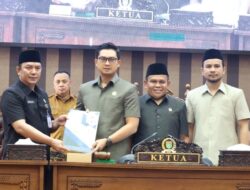 Pemkab Tanah Bumbu Sampaikan Dua Raperda ke DPRD