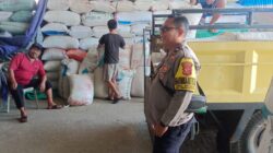 Aipda Agus Sukmana melaksanakan giat Sambang/ silaturahmi kamtibmas ke warga masyarakat