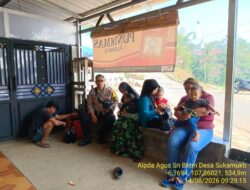 Aipda Agus Sukmana melaksanakan giat Sambang/ silaturahmi kamtibmas ke warga masyarakat