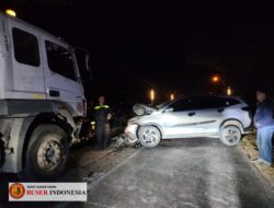 Toyota Rush Tabrak Truk Mercedes-Benz di Blora–Ngawen, Pengemudi Luka