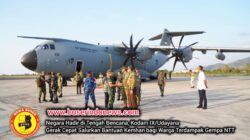 Negara Hadir di Tengah Bencana, Kodam IX/Udayana Gerak Cepat Salurkan Bantuan Kemhan bagi Warga Terdampak Gempa NTT
