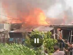 4 Rumah Warga di Sungai Guntung Kateman Terbakar, Api Berhasil Dipadamkan 1 Jam