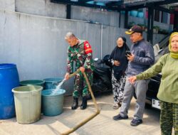 Warga Kesulitan Air, Kodim 0610/Sumedang Bantu Warga Hadapi Cuaca Ekstrem